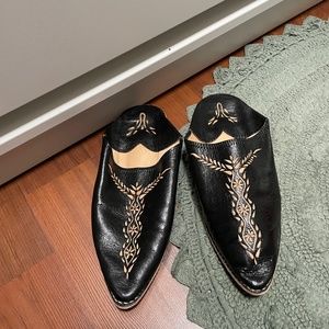 Moroccan flat shoe slide